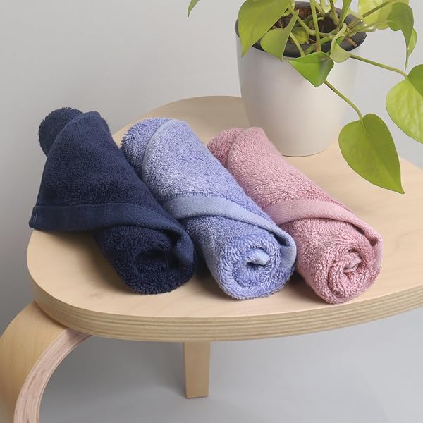 HEELIUM Bamboo Face Towel | Ultra Absorbent & Odour-Free | 3X Softer Than Cotton Towels | 30 x 30 cm - 600 GSM | Pack of 3 - Blue, Iris, Peach